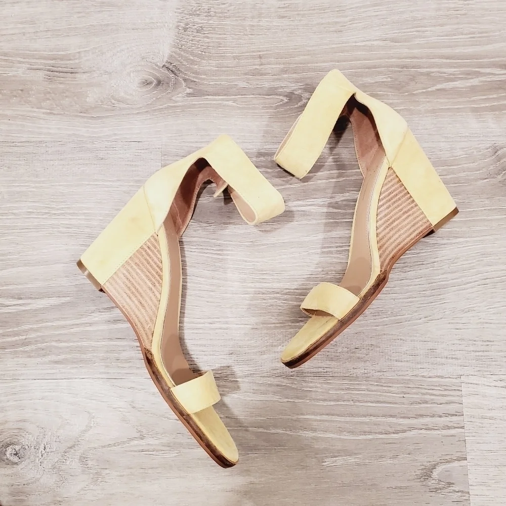 NEW Linea Paolo Elodie Wedge Yellow Suede Sandal